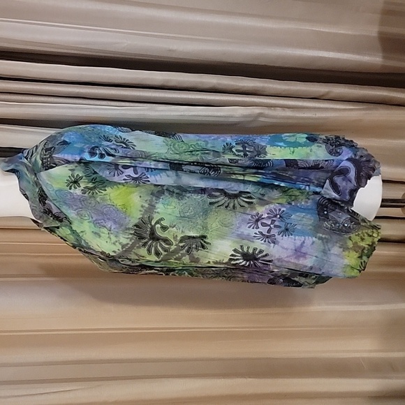 Units Tie Dyed Blouse Size Medium Purple, Blue and Green - Picture 4 of 9